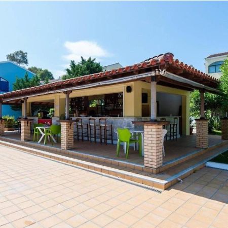Govino Bay Luxury Beach Loft Apartment Danilia Extérieur photo