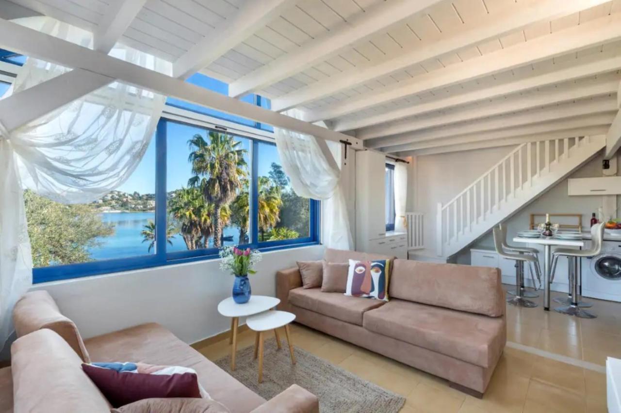 Govino Bay Luxury Beach Loft Apartment Danilia Extérieur photo