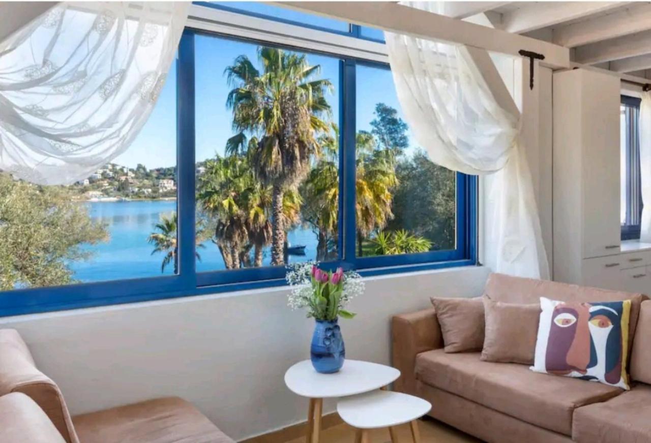 Govino Bay Luxury Beach Loft Apartment Danilia Extérieur photo