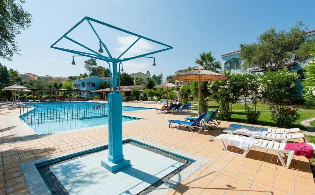 Govino Bay Luxury Beach Loft Apartment Danilia Extérieur photo