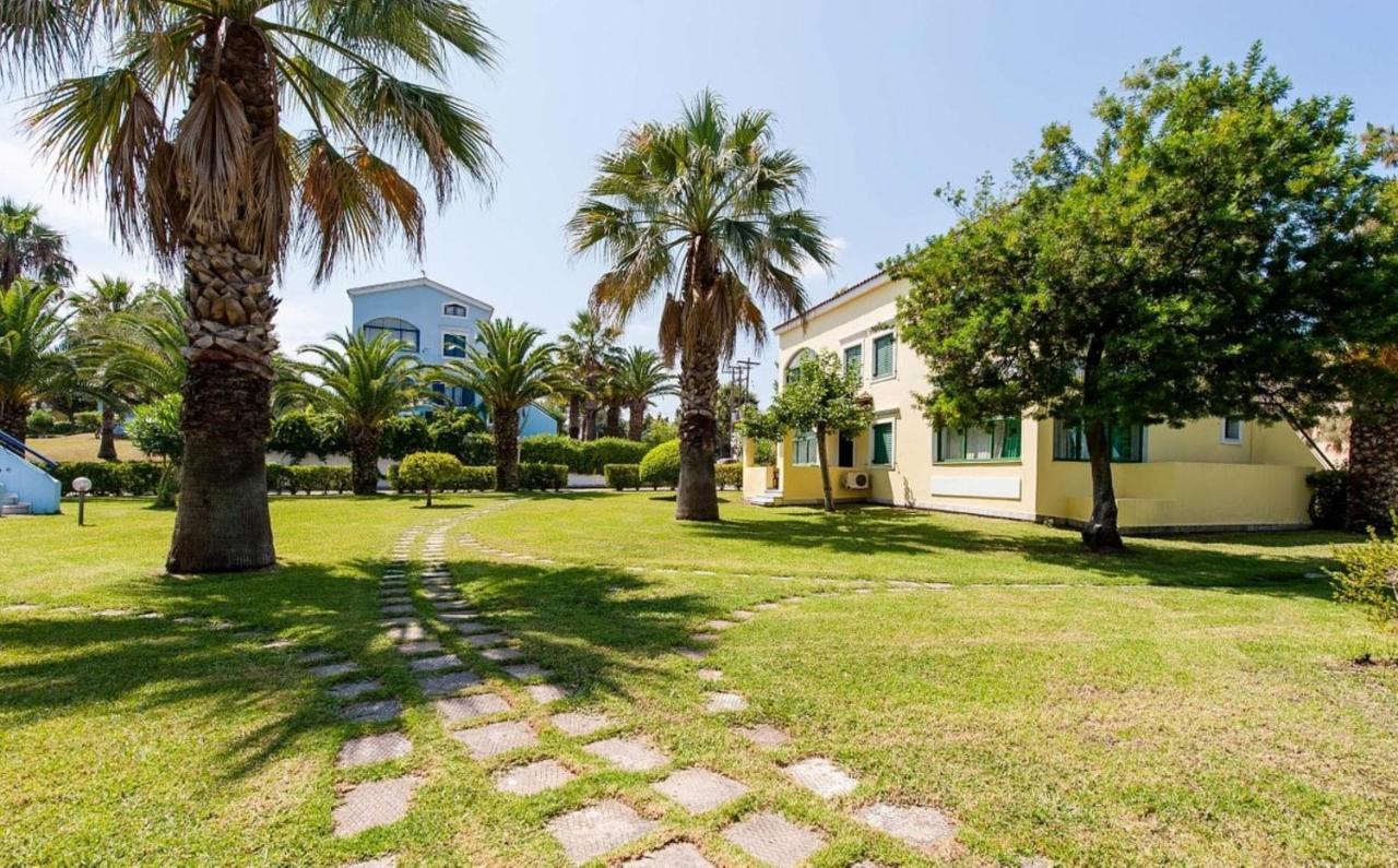 Govino Bay Luxury Beach Loft Apartment Danilia Extérieur photo