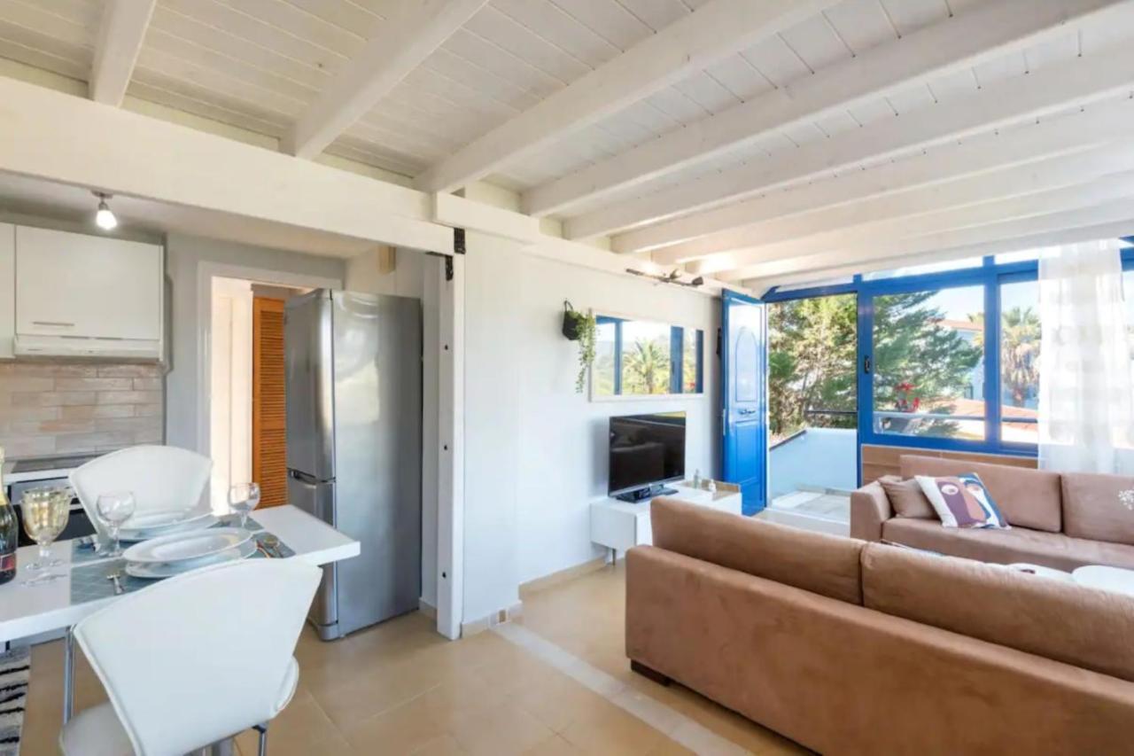 Govino Bay Luxury Beach Loft Apartment Danilia Extérieur photo
