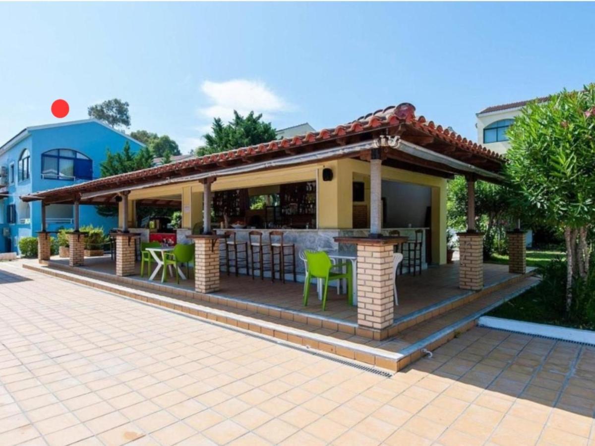 Govino Bay Luxury Beach Loft Apartment Danilia Extérieur photo